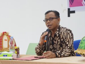 Wakil ketua III saat memberikan sambutan saat pelantikan UKM Lima Sidik pada Jum'at, 03/05/24